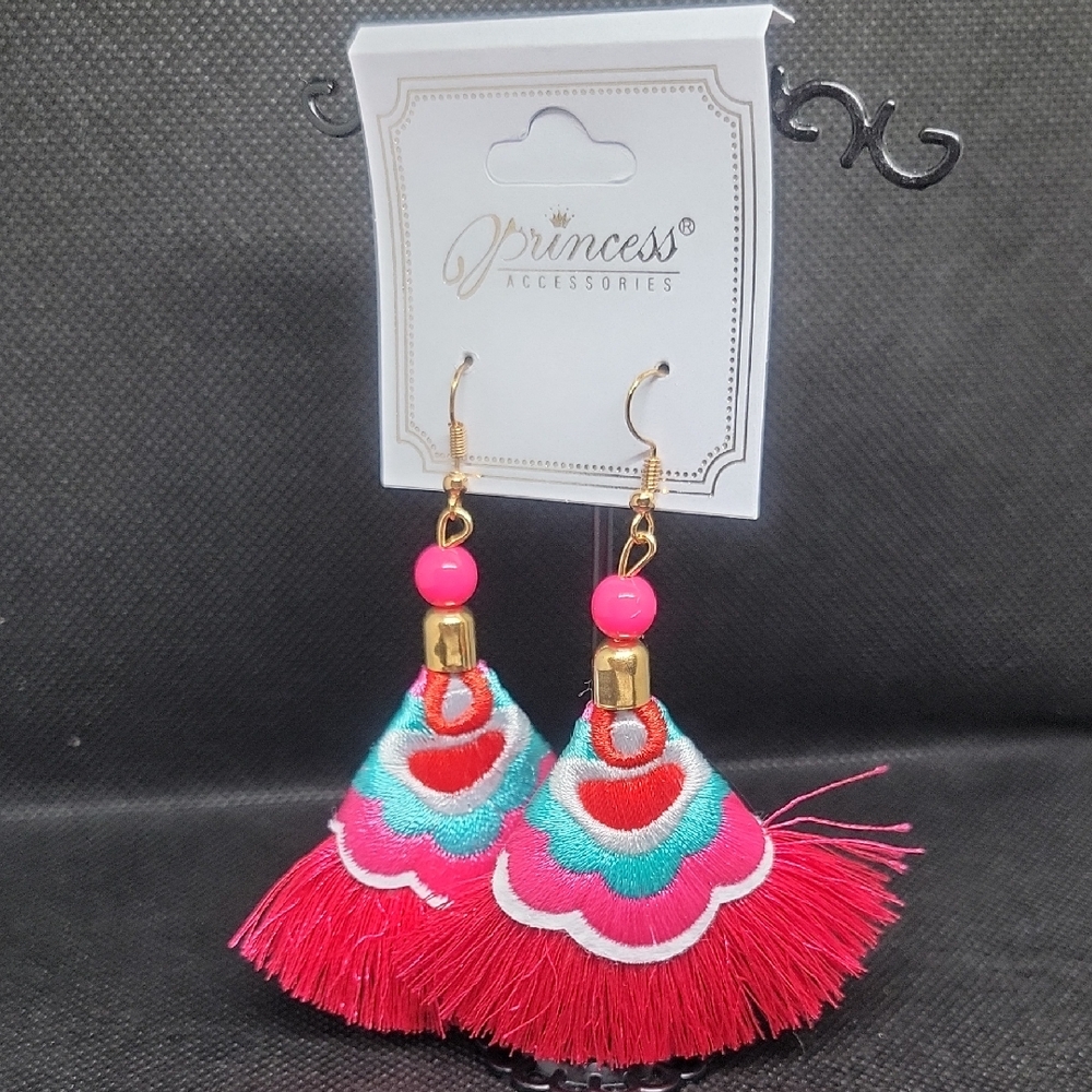 Princess Accessories Pink and Gold Tassel Earrings ❤️